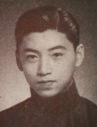 凝固的艺术，永恒的怀念——碑雕艺术与名人的故事