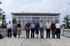 中殡协、殡葬标委会调研组座谈会在九游会俱乐部举行